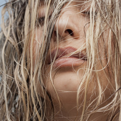 Comment protéger ses cheveux en hiver ? 